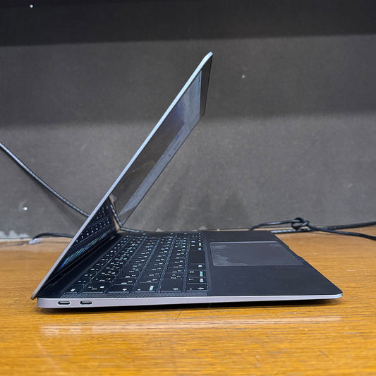 Apple MacBook Air 2020 (Used) Apple M1 Chip 16GB RAM 256GB SSD 13.3" Inches Retina Display | 138 Cycles | Space Grey - Code: RNMB0027