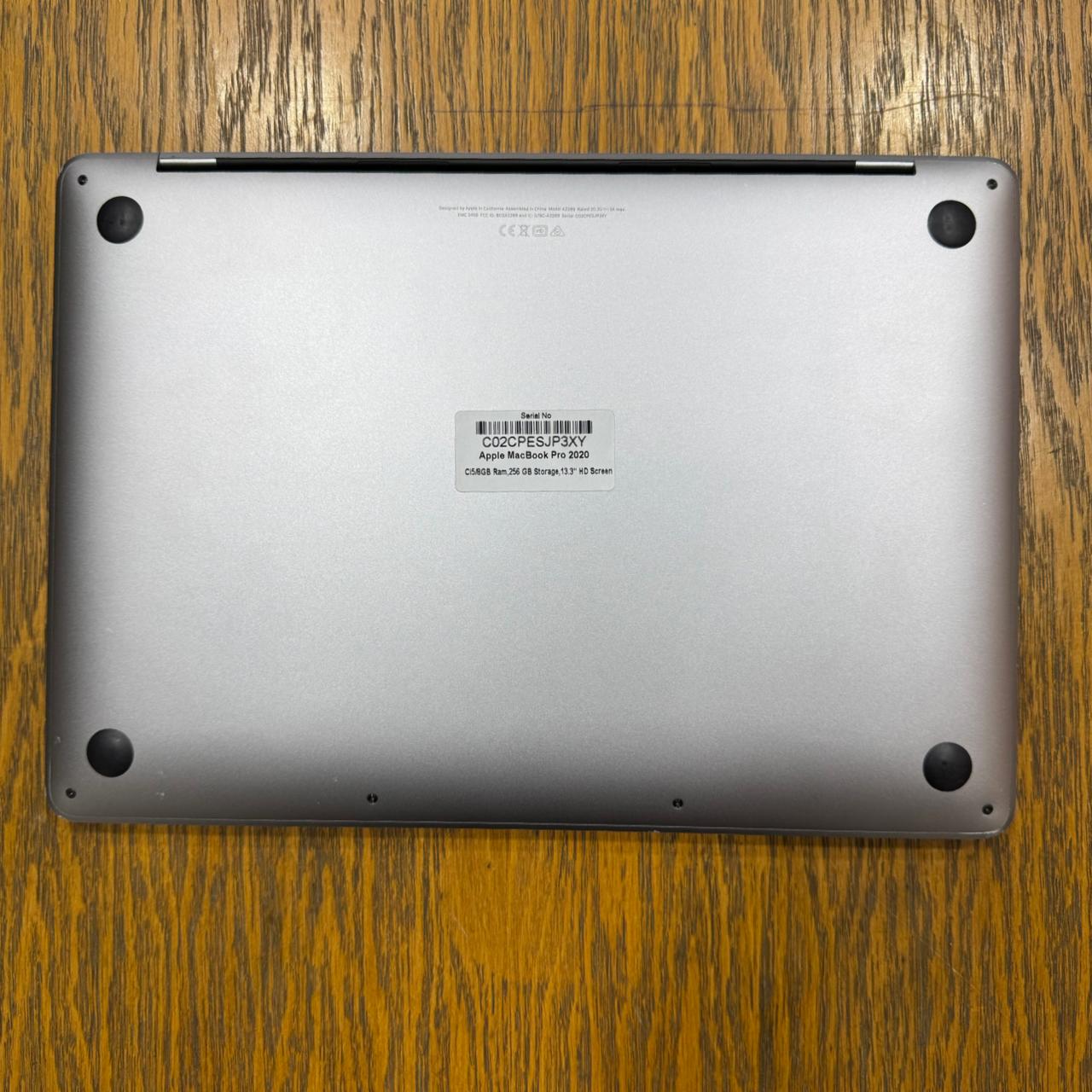 Apple MacBook Pro 2020 (Used) Intel Core i5 8GB RAM 256GB SSD 13.3" Inches Retina Display | 637 Cycles | Space Grey - Code: RNMB0013