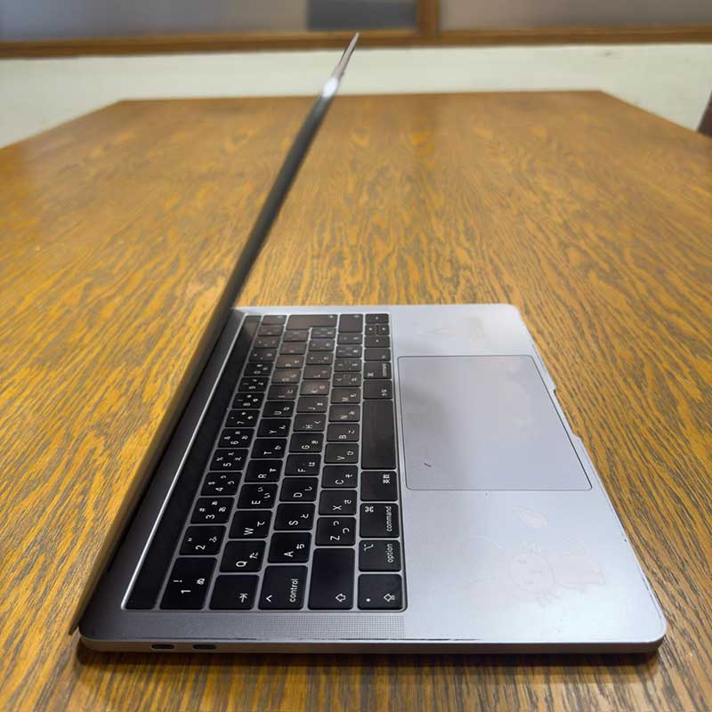 Apple MacBook Pro 2019 (Used) Intel Core i5 8GB RAM 256GB SSD 13.3" Inches Retina Display | 277 Cycles | Space Grey - Code: RNMB0018