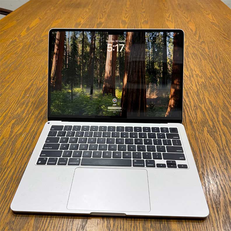 Apple MacBook Air 2022 (Used) Apple M2 Chip 8GB RAM 256GB SSD 13.3" Inches Retina Display | 93 Cycles | Silver - Code: RNMB0031