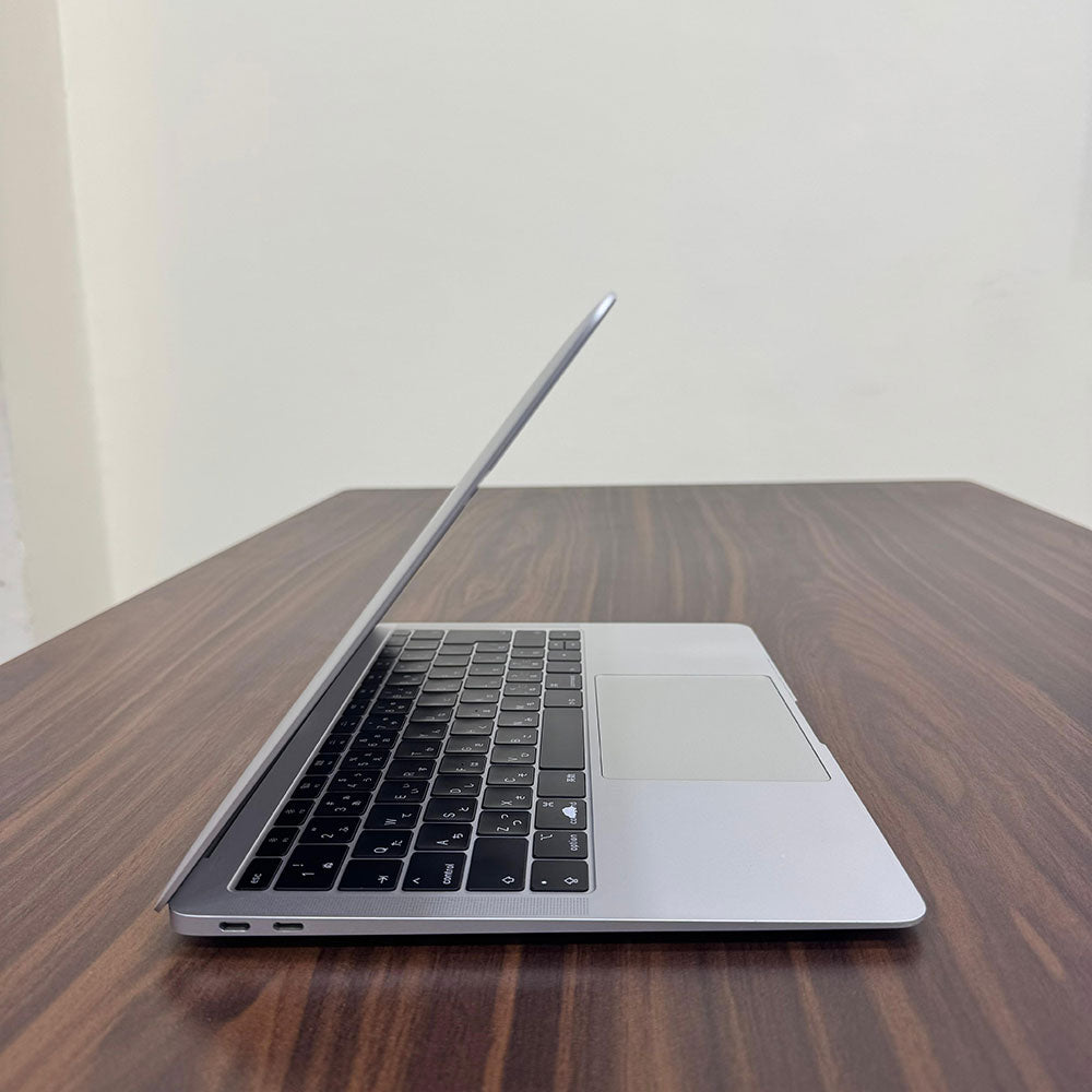 Apple MacBook Air 2018 (Used) Intel Core i5 8GB RAM 256GB SSD 13.3" Inches Retina Display | 929 Cycles | Silver - Code: RNMB0012
