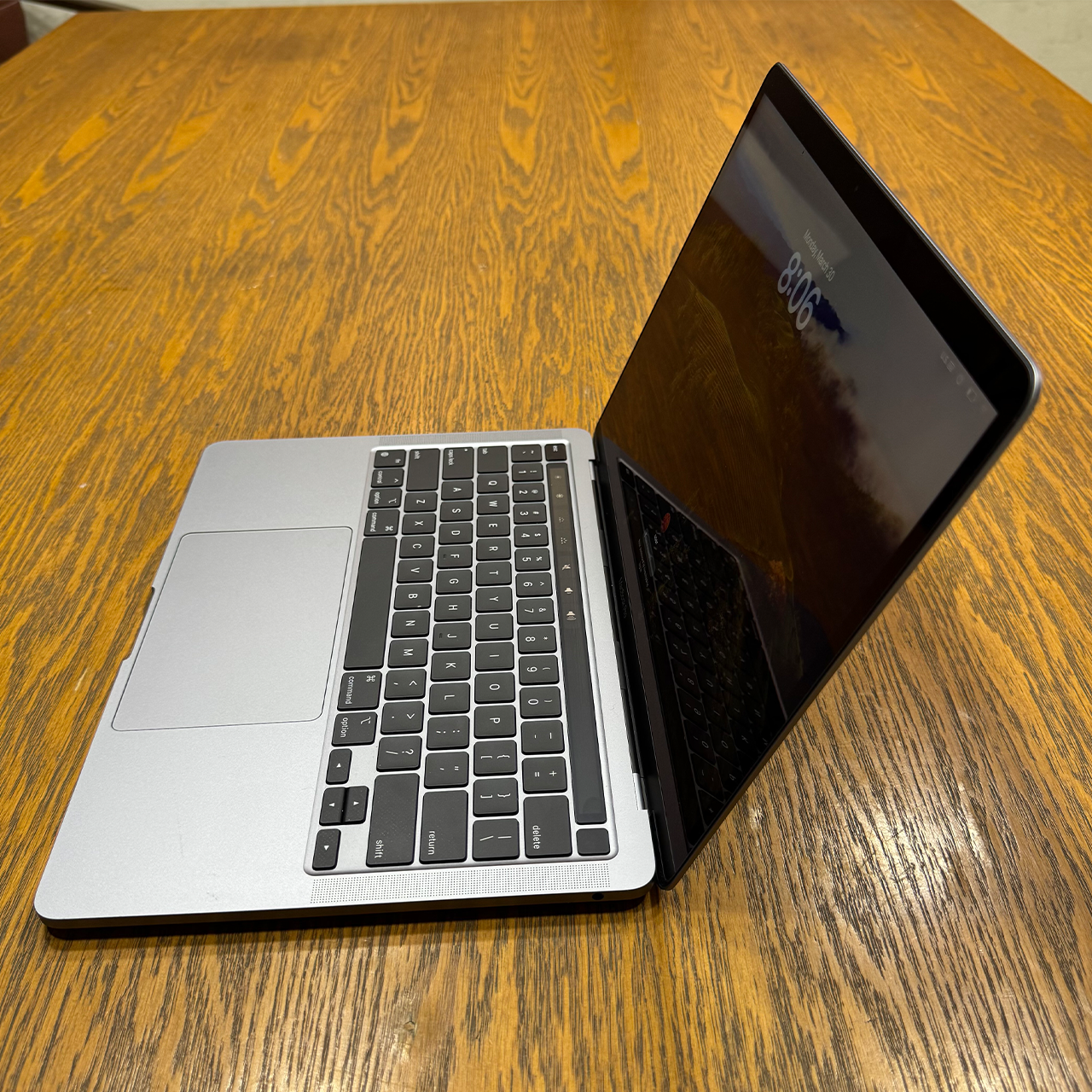 Apple MacBook Pro 2020 (Used) Apple M1 Chip 8GB RAM 256GB SSD 13.3" Inches Retina Display | 114 Cycles | Grey - Code: RNMB0048