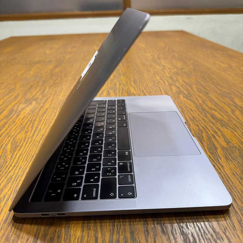 Apple MacBook Pro 2018 (Used) Intel Core i5 8GB RAM 512GB SSD 13.3" Inches Retina Display | 261 Cycles | Space Grey - Code: RNMB0019