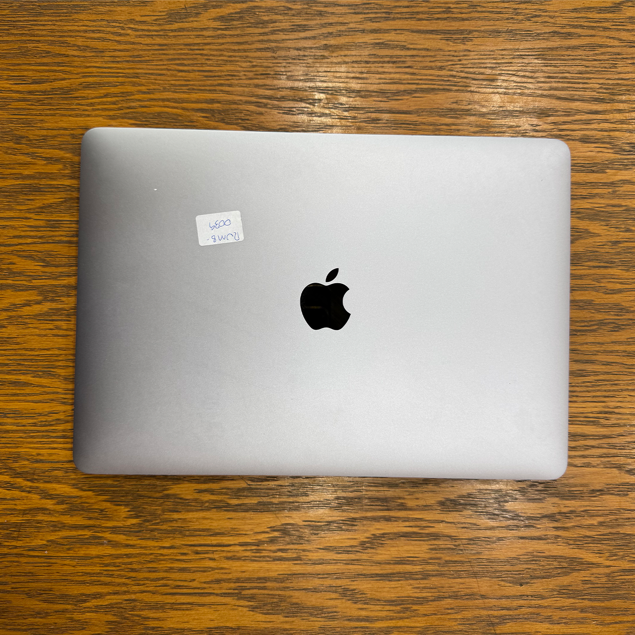 Apple MacBook Pro 2020 (Used) Apple M1 Chip 8GB RAM 256GB SSD 13.3" Inches Retina Display | 187 Cycles | Grey - Code: RNMB0039