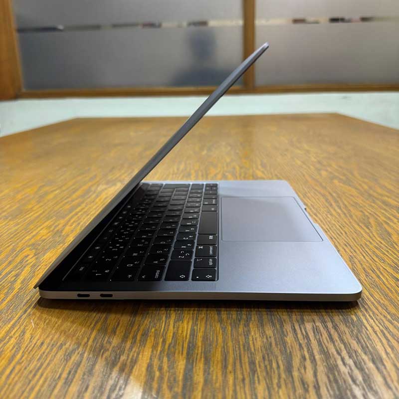 Apple MacBook Pro 2019 (Used) Intel Core i5 8GB RAM 512GB SSD 13.3" Inches Retina Display | 231 Cycles | Space Grey - Code: RNMB0007