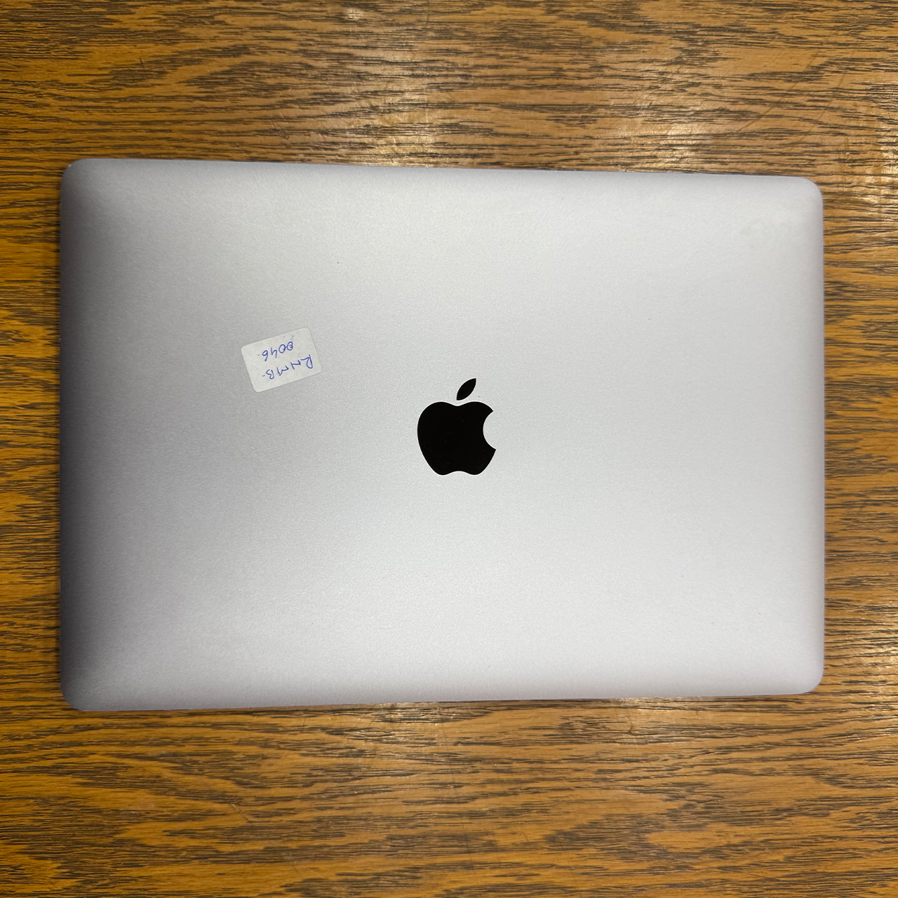 Apple MacBook Pro 2020 (Used) Apple M1 Chip 8GB RAM 256GB SSD 13.3" Inches Retina Display | 408 Cycles | Grey - Code: RNMB0046