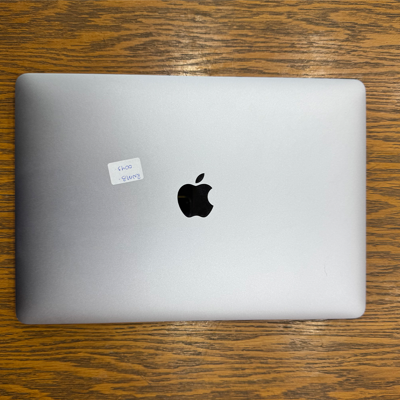 Apple MacBook Pro 2020 (Used) Apple M1 Chip 8GB RAM 256GB SSD 13.3" Inches Retina Display | 133 Cycles | Grey - Code: RNMB0043