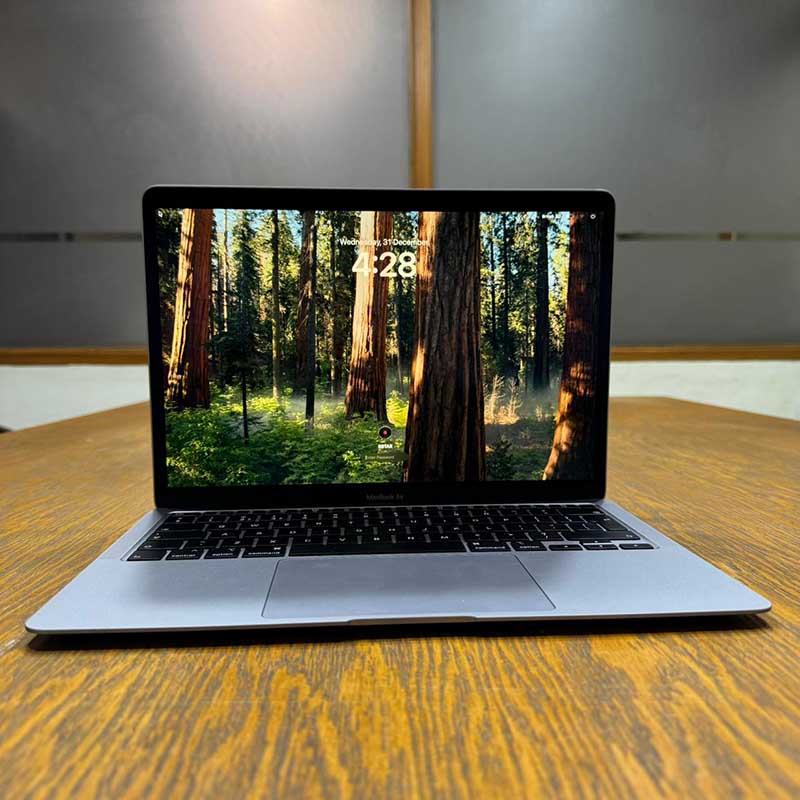 Apple MacBook Air 2020 (Used) Intel Core i7 16GB RAM 512GB SSD 13.3" Inches Retina Display | 244 Cycles | Space Grey - Code: RNMB0014