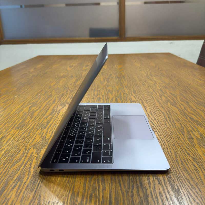 Apple MacBook Air 2019 (Used) Intel Core i5 8GB RAM 128GB SSD 13.3" Inches Retina Display | 228 Cycles | Space Grey - Code: RNMB0017