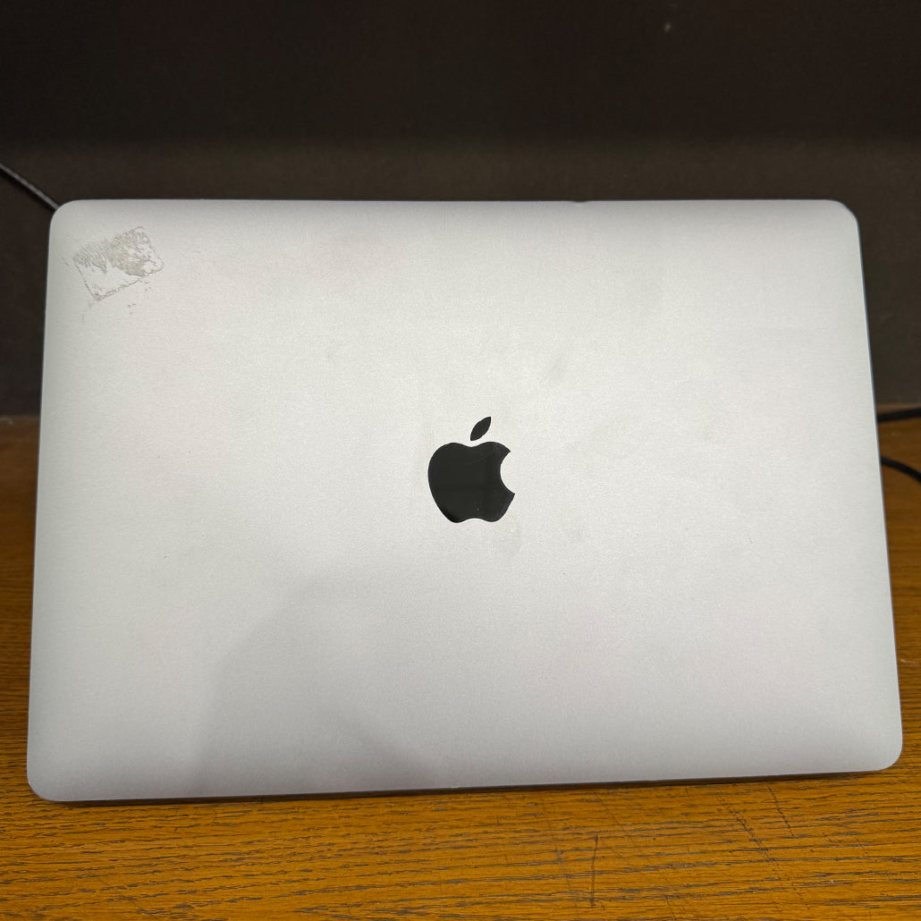 Apple MacBook Air 2020 (Used) Apple M1 Chip 16GB RAM 256GB SSD 13.3" Inches Retina Display | 138 Cycles | Space Grey - Code: RNMB0027